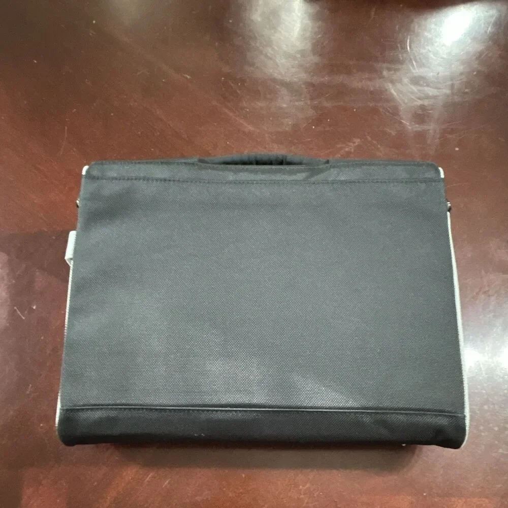 Brenthaven 1310 15in Padded Nylon Laptop Sleeve Case w/ Handle, Black/Gray